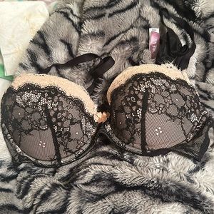 Adore me 38b bra